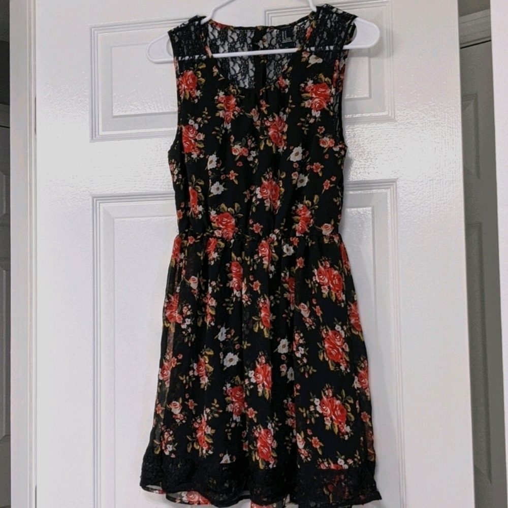 Black Floral & Lace Dress